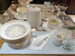 -燕庭·纯燕窝·甜品下午茶(南京西路店)