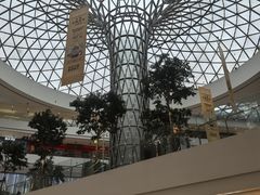 -LuOne凯德晶萃广场(徐家汇路店)
