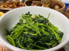 -江边湾柴火鸭
