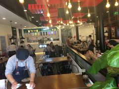 大堂-李先生牛肉面大王(上海站南广场店)