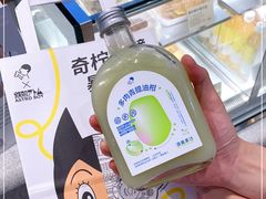 -喜茶(北京华贸购物中心店)