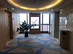 -上海虹桥君丽假日酒店(娄山关路地铁站店)
