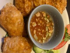 越式香炸墨鱼卷-大头虾越式风味餐厅(光明广场店)