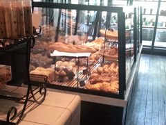 面包甜点陈列柜-81bakery(关山路店)
