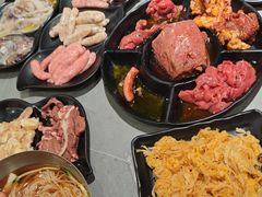 -啊美丽炭火烤肉(滑翔一店)
