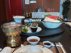-鼎泰亨·海鲜牛肉餐厅(滨江店)
