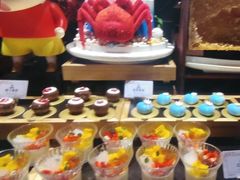 -雍容荟帝王蟹活龙虾展台自助(IFS黑金店)