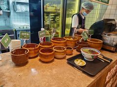 -云阿蛮云南生烫牛肉米线(奉贤路店)