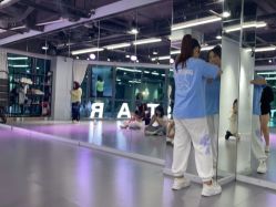 -STAR舞蹈工作室