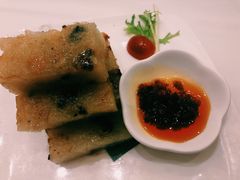 瑶柱腊味煎萝卜糕-广州酒家(昌岗地铁站店)