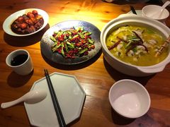 酸菜鱼-灶丰年间(定安路店)