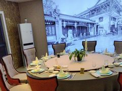 -香山湖渔家大院