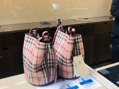 -巴宝莉工厂店/折扣店(工厂店)