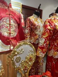-LOVE SHINE婚纱·红鼎庄龙凤褂·妈妈装定制