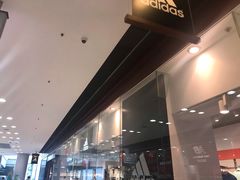 -东荟城名店仓