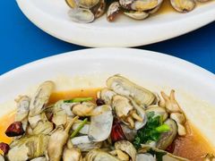 -老东镇啤酒屋海鲜加工·蒸汽海鲜·海鲜烧烤(台东店)