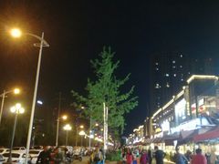 -钢管厂五区小郡肝串串香(蜀都万达店)