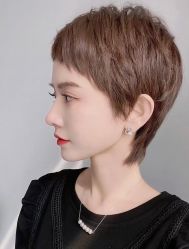 -东秀护肤造型