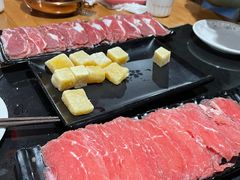 -果松木炭酸菜铜火锅·外婆参鸡汤