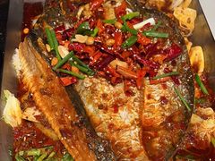 -鸣记脆皮烤鱼·海鲜烤鱼(亿合城店)