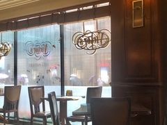 -上海和平饭店维克多咖啡厅 Victor's