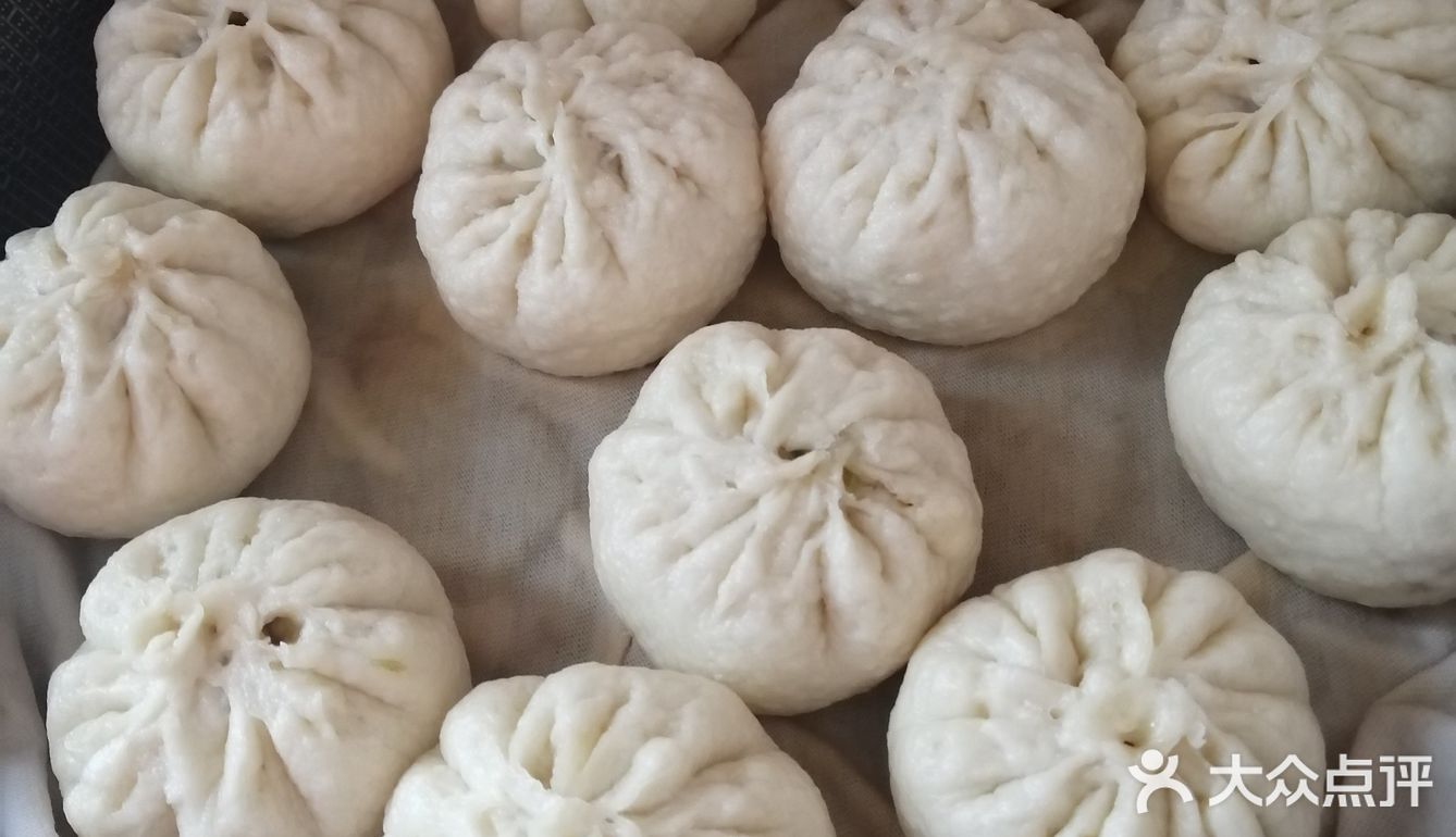 自己做的包子卫生，料实，口感是自己想要的