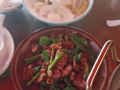 -隔壁老王·家常云南菜(花巷店)