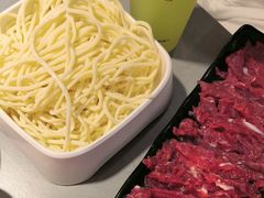 -宴全牛粤来越牛潮汕鲜牛肉火锅(海州万达广场店)
