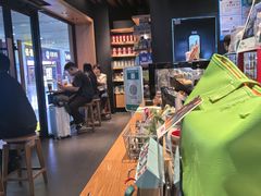 -星巴克(杭州东站东到达店)