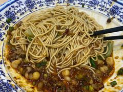 -成都风味小吃(成都东站店)