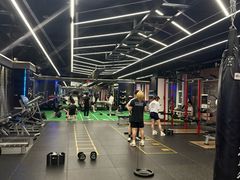 -懒人Club健身(卓越时代广场店)
