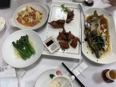 -鹿鸣酒家(越秀店)