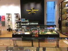 -Vivienne Westwood(上海来福士广场店)