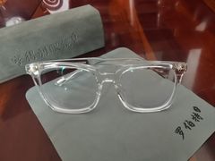 -罗伯特眼镜·蔡司官方授权(前海桂湾店)