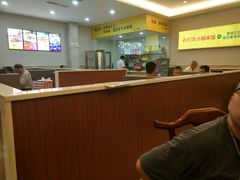 -鲁班小馆(政四街店)