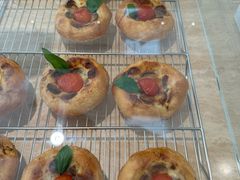 -VERIE BAKEHOUSE