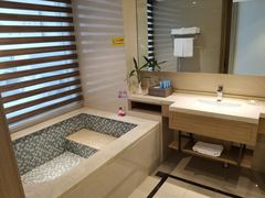 -兴芮温泉度假区