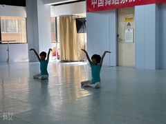 -舞蕾舞蹈(特长生校区)