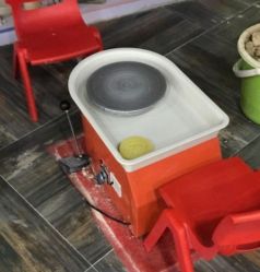 -泥娃娃DIY陶吧(易生活购物公园店)