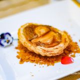 品尝黑珍珠餐厅 打卡最美圣诞糖果屋