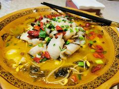 金汤酸菜鱼-阿英煲(凉城路店)