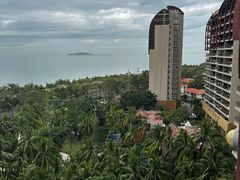 -三亚湾海居铂尔曼度假酒店