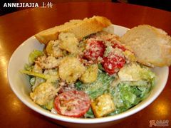 凯撒沙拉-榖屋house of flour(张江首店)