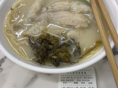 -明呈黄鱼面馆(斜土路店)