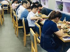 大堂-老虎滩大连海鲜烧烤(建邺云锦路总店)