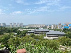 -鹦鹉寺公园