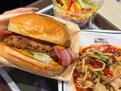 安格斯牛肉芝士堡-魏家凉皮(博水商务大厦店)