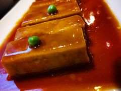 石锅泰安老豆腐-老牌坊鲁菜名店(宽厚里店)