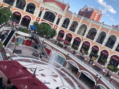 -佛罗伦萨小镇广佛名品奥特莱斯(疏港路店)