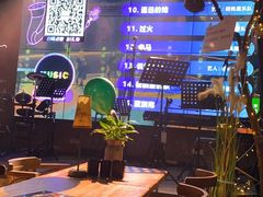 -胡桐里音乐酒馆(孝南店)